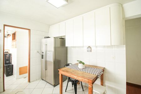 Apartamento à venda com 119m², 2 quartos e 1 vagaCozinha