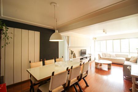 Apartamento à venda com 119m², 2 quartos e 1 vagaSala