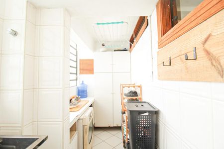 Apartamento à venda com 119m², 2 quartos e 1 vagaÁrea de Serviço
