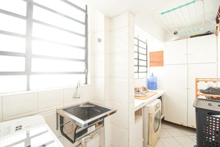 Apartamento à venda com 119m², 2 quartos e 1 vagaÁrea de Serviço