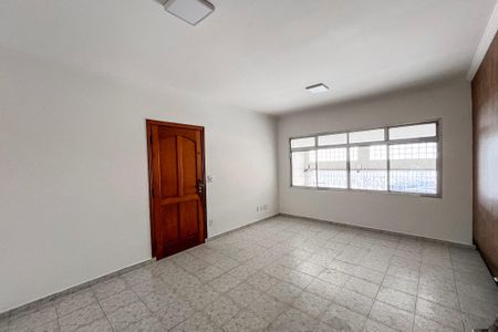 Casa à venda com 188m², 3 quartos e 2 vagas Casa à venda com 188m², 3 quartos e 2 vagasSala