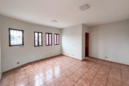 Casa à venda com 188m², 3 quartos e 2 vagas Casa à venda com 188m², 3 quartos e 2 vagasEscritório