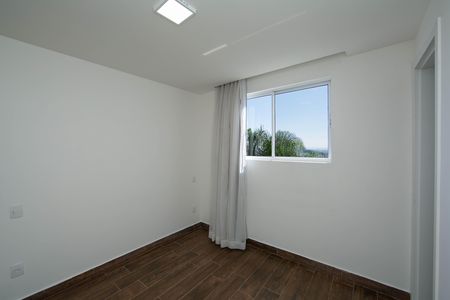 Suíte 2 de apartamento para alugar com 2 quartos, 62m² em Alto Caiçaras, Belo Horizonte