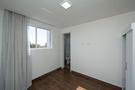 Apartamento para alugar com 62m², 2 quartos e 2 vagas Apartamento para alugar com 62m², 2 quartos e 2 vagasSuíte 2