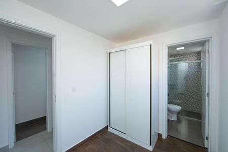 Suíte de apartamento para alugar com 2 quartos, 62m² em Alto Caiçaras, Belo Horizonte