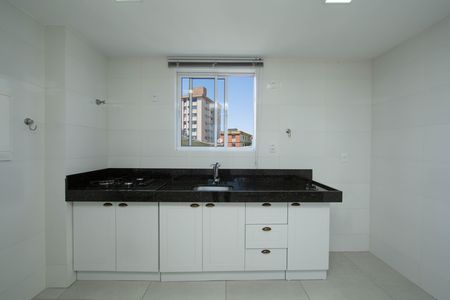 Apartamento para alugar com 62m², 2 quartos e 2 vagas Apartamento para alugar com 62m², 2 quartos e 2 vagasCozinha