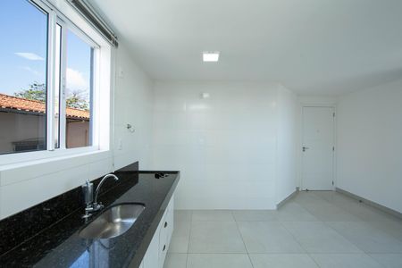 Cozinha de apartamento para alugar com 2 quartos, 62m² em Alto Caiçaras, Belo Horizonte