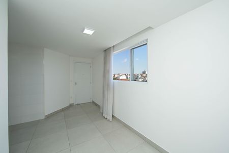 Sala de apartamento para alugar com 2 quartos, 62m² em Alto Caiçaras, Belo Horizonte