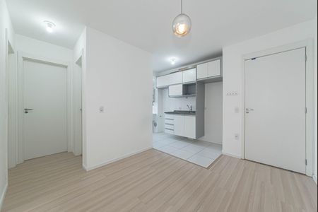 Sala de apartamento para alugar com 2 quartos, 43m² em Santo Amaro, São Paulo