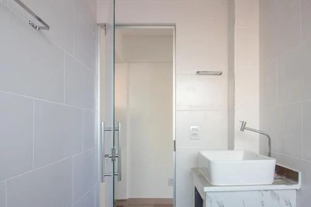 Banheiro  de casa para alugar com 1 quarto, 40m² em Vila Osasco, Osasco