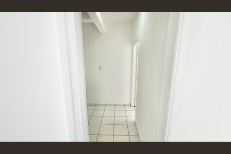 Apartamento à venda com 72m², 2 quartos e sem vaga Apartamento à venda com 72m², 2 quartos e sem vagaCorredor