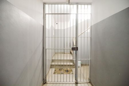 Apartamento para alugar com 72m², 2 quartos e sem vagaEntrada