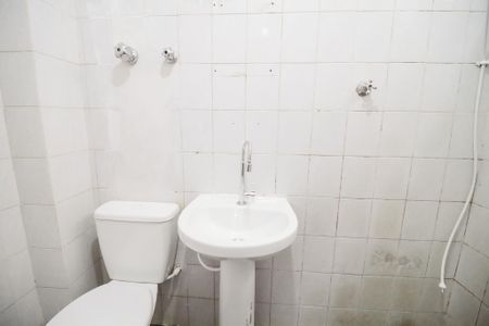 Apartamento para alugar com 72m², 2 quartos e sem vagaBanheiro