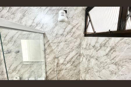 Apartamento à venda com 72m², 2 quartos e sem vaga Apartamento à venda com 72m², 2 quartos e sem vagaBanheiro