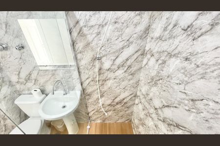 Apartamento à venda com 72m², 2 quartos e sem vaga Apartamento à venda com 72m², 2 quartos e sem vagaBanheiro