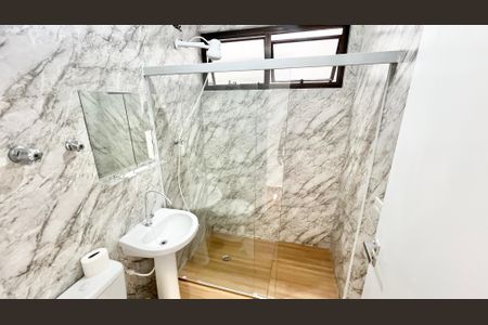 Apartamento à venda com 72m², 2 quartos e sem vaga Apartamento à venda com 72m², 2 quartos e sem vagaBanheiro