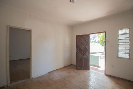 Sala de casa para alugar com 3 quartos, 300m² em Lindo Parque, São Gonçalo