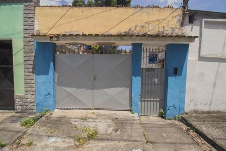 Casa para alugar com 300m², 3 quartos e 5 vagasFachada