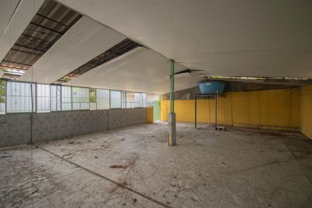 Casa para alugar com 300m², 3 quartos e 5 vagasTerraço