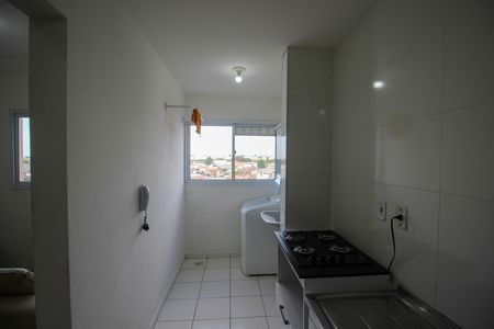 Cozinha de apartamento para alugar com 1 quarto, 30m² em Vila Helena, Sorocaba