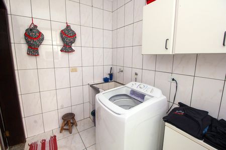 Casa à venda com 150m², 3 quartos e 5 vagas Casa à venda com 150m², 3 quartos e 5 vagasÁrea de Serviço