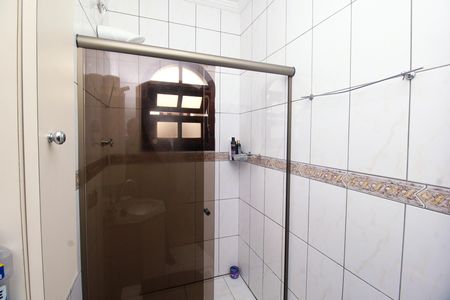 Casa à venda com 150m², 3 quartos e 5 vagas Casa à venda com 150m², 3 quartos e 5 vagasBanheiro Social