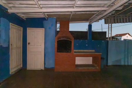 Casa para alugar com 200m², 3 quartos e 3 vagas Casa para alugar com 200m², 3 quartos e 3 vagasTerraço
