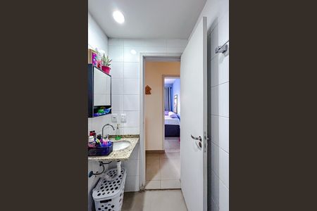 Apartamento à venda com 65m², 3 quartos e 1 vagaBanheiro social 