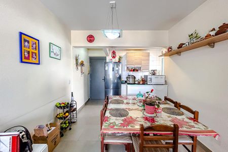 Apartamento à venda com 65m², 3 quartos e 1 vagaSala