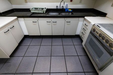 Apartamento à venda com 169m², 3 quartos e 1 vaga Apartamento à venda com 169m², 3 quartos e 1 vagaCozinha