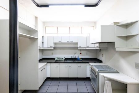 Apartamento à venda com 169m², 3 quartos e 1 vaga Apartamento à venda com 169m², 3 quartos e 1 vagaCozinha