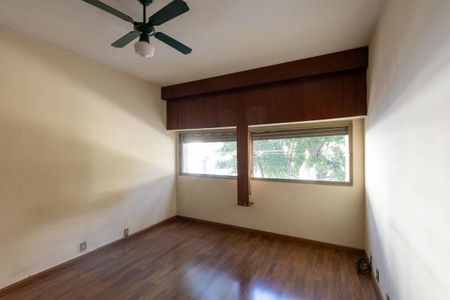 Apartamento à venda com 169m², 3 quartos e 1 vaga Apartamento à venda com 169m², 3 quartos e 1 vagaSuíte