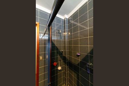 Apartamento à venda com 169m², 3 quartos e 1 vaga Apartamento à venda com 169m², 3 quartos e 1 vagaBanheiro Suíte