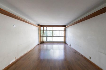 Apartamento à venda com 169m², 3 quartos e 1 vaga Apartamento à venda com 169m², 3 quartos e 1 vagaSala