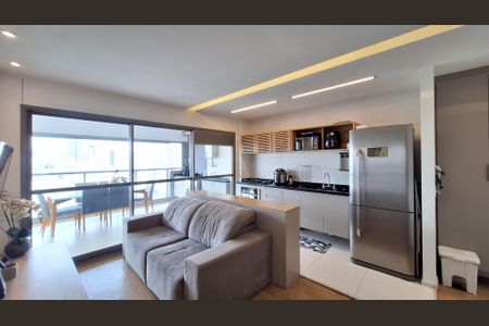 Sala/Cozinha de apartamento para alugar com 2 quartos, 70m² em Vila Romana, São Paulo