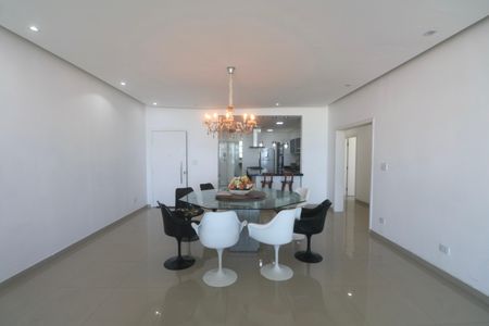 Apartamento para alugar com 185m², 4 quartos e 1 vagaSala