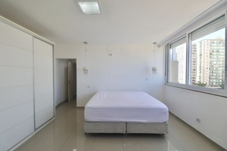 Apartamento para alugar com 185m², 4 quartos e 1 vagaSuíte