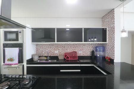 Apartamento para alugar com 185m², 4 quartos e 1 vagaCozinha