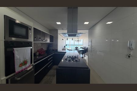 Apartamento para alugar com 185m², 4 quartos e 1 vagaCozinha