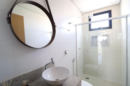 Apartamento para alugar com 65m², 2 quartos e 2 vagasBanheiro Social