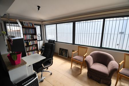 Sala de casa à venda com 9 quartos, 367m² em Vila Industrial, Campinas