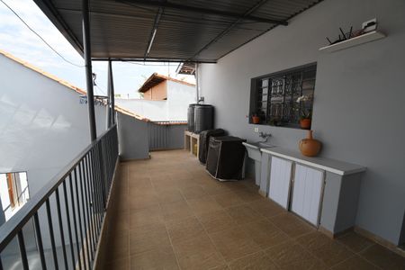 Casa à venda com 367m², 9 quartos e 6 vagasÁrea de Serviço