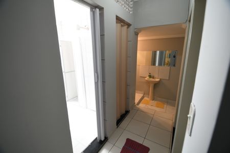 Casa à venda com 367m², 9 quartos e 6 vagasCasa Fundos 3 - Banheiro