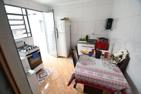 Casa à venda com 367m², 9 quartos e 6 vagasCasa Fundos 1 - Cozinha