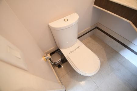 Apartamento à venda com 213m², 4 quartos e 3 vagasLavabo