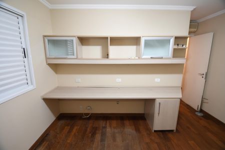 Apartamento à venda com 213m², 4 quartos e 3 vagasSuíte 2