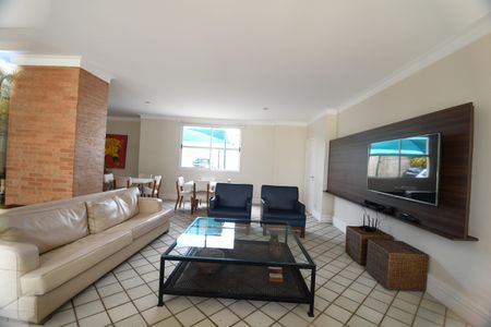 Apartamento à venda com 213m², 4 quartos e 3 vagasÁrea comum - Salão de festas