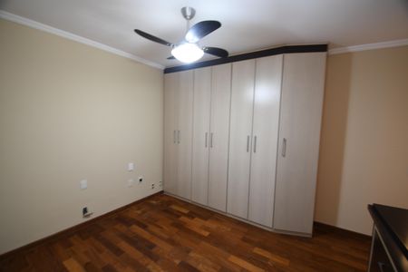 Apartamento à venda com 213m², 4 quartos e 3 vagasSuíte 3