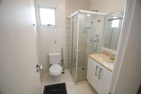 Apartamento à venda com 213m², 4 quartos e 3 vagasBanheiro Suíte 1