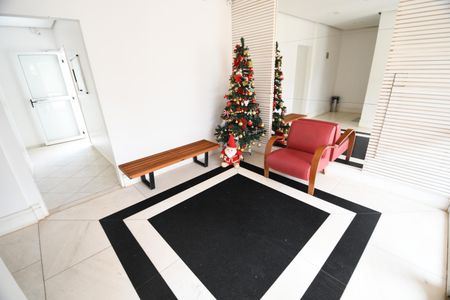 Apartamento à venda com 213m², 4 quartos e 3 vagasHall social